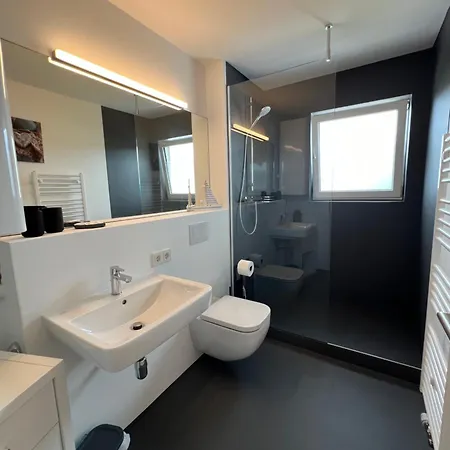 Ferienwohnung Ueber Den Daechern Von Bregenz Exterior photo