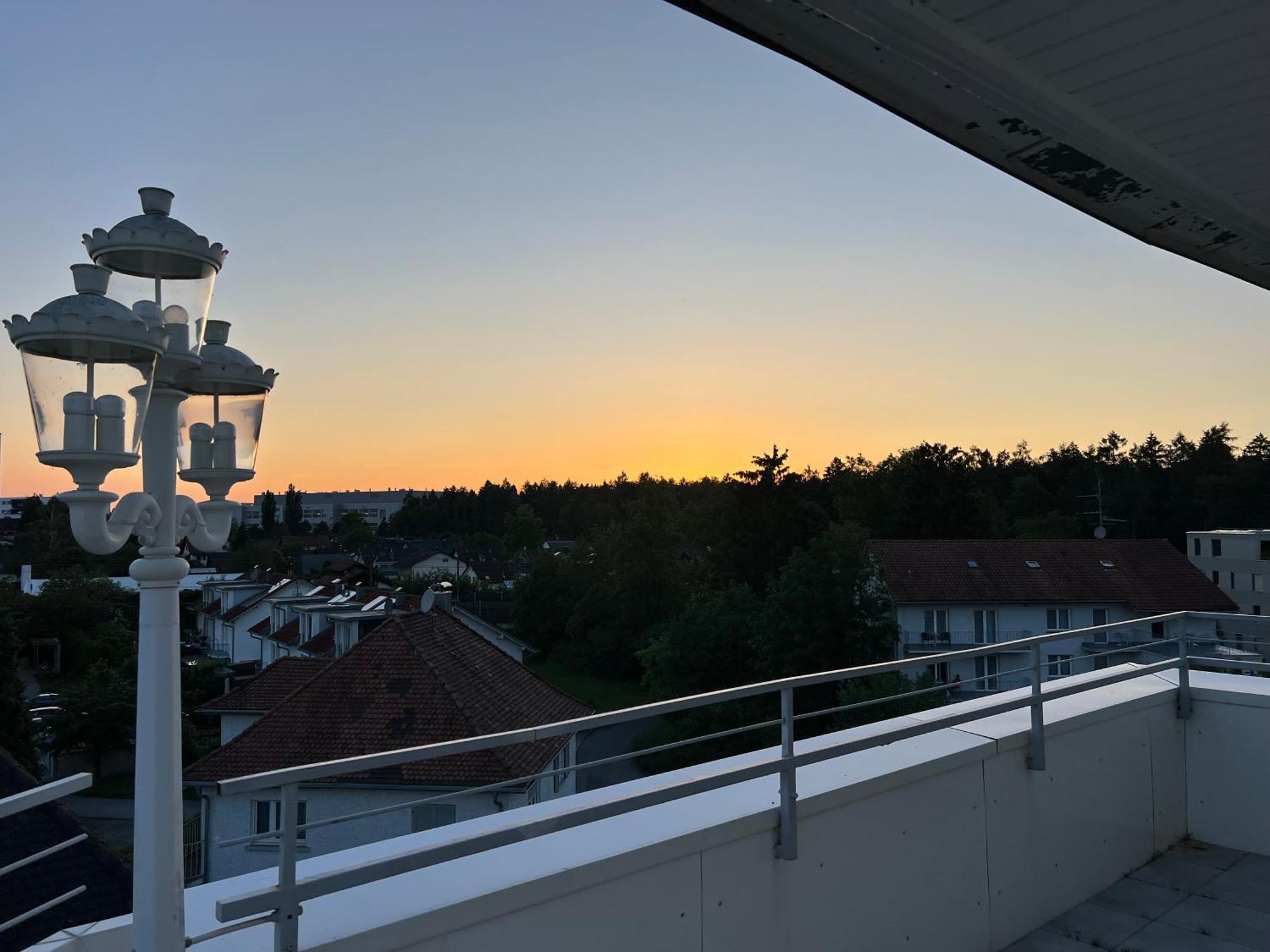 Ueber Den Daechern Von Appartement *